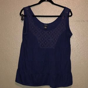 Used Torrid's Nvy blue tiered tank